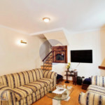 Casa para alugar com 3 quartos, sendo 1 suíte, em Jardim Monte Kemel, São Paulo - SP