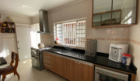 Casa à venda com 2 quartos, sendo 1 suíte, em Parque Edu Chaves, São Paulo, SP