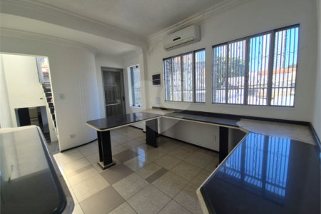 Sobrado à venda ou para alugar com 1 quarto em Saúde, São Paulo, SP