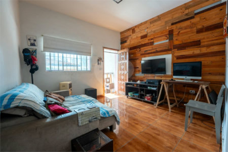 Casa de Vila à venda com 3 quartos, sendo 1 suíte, em Vila Pompéia, São Paulo, SP