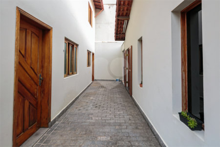 Casa Térrea à venda com 3 suítes em Jardim Petrópolis, São Paulo, SP