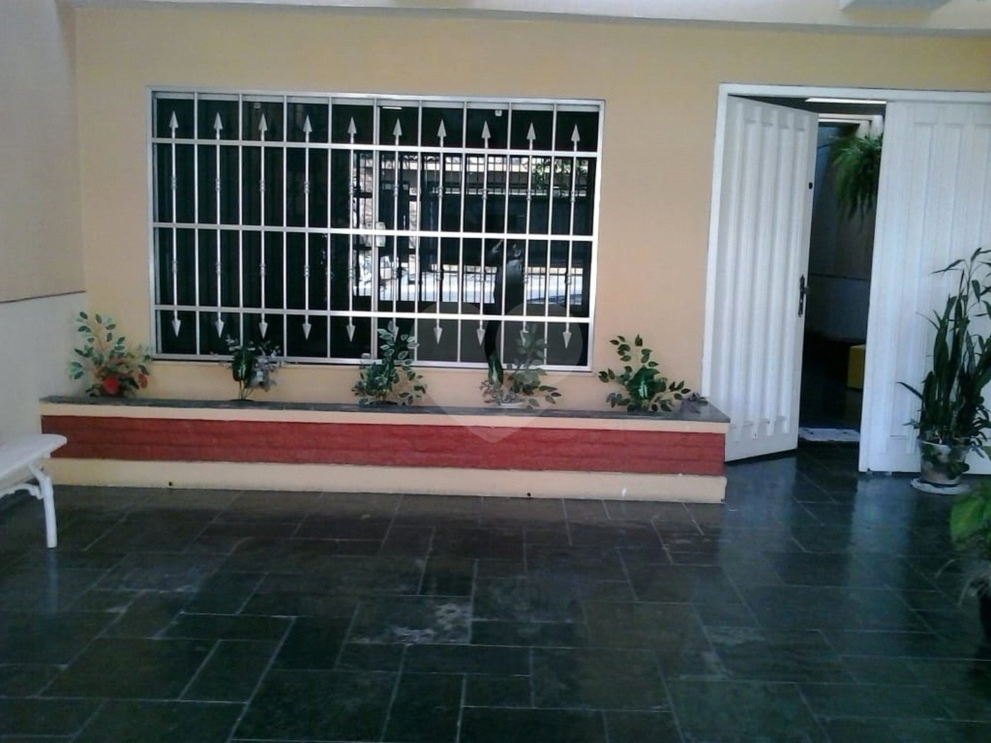 Casa à venda com 3 quartos, sendo 1 suíte, em Interlagos, São Paulo, SP