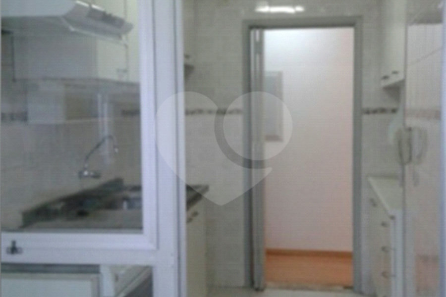Apartamento à venda com 3 quartos, sendo 1 suíte, em Saúde, São Paulo, SP