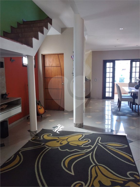 Casa à venda com 2 quartos, sendo 1 suíte, em Serpa, Caieiras, SP