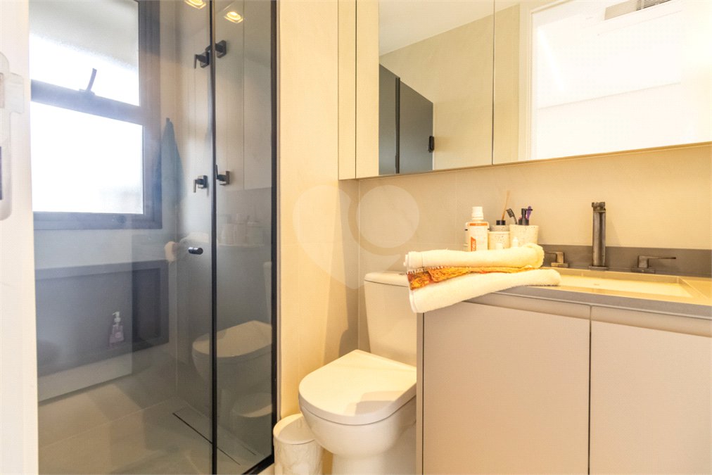 Apartamento à venda com 3 suítes em Campo Belo, São Paulo, SP