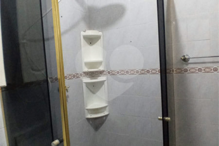 Casa Térrea à venda ou para alugar com 4 quartos, sendo 1 suíte, em Jardim Aeroporto, São Paulo, SP
