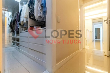 Apartamento à venda com 3 quartos, sendo 1 suíte, em Copacabana, Rio de Janeiro, RJ