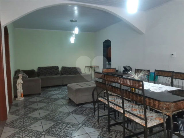 Casa à venda com 3 quartos em Vila Guilherme, São Paulo, SP
