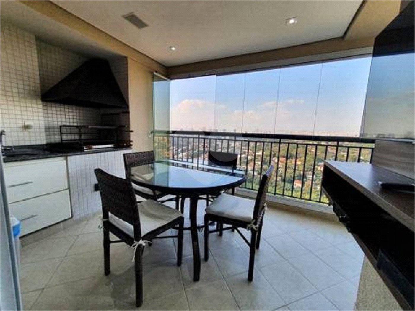Apartamento à venda com 3 suítes em Vila Progredior, São Paulo, SP