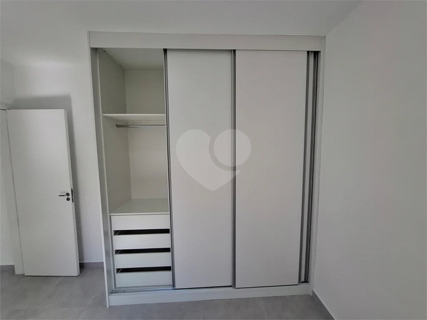 Apartamento para alugar com 2 quartos em Santa Claudina, Vinhedo, SP