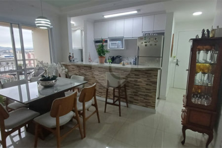 Apartamento à venda com 1 suíte em Km 18, Osasco, SP