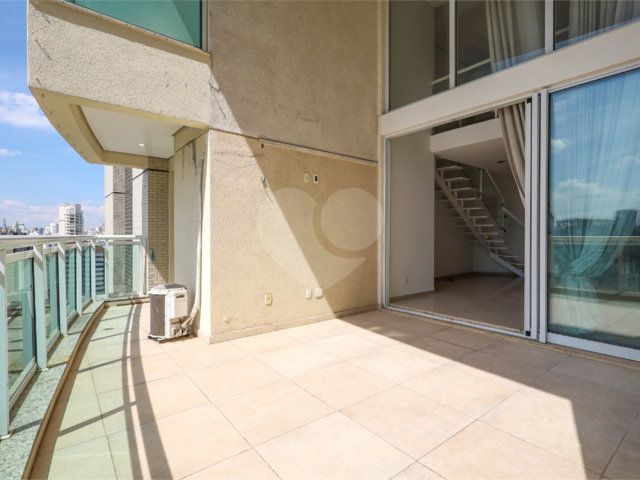 Apartamento à venda com 3 quartos, sendo 2 suítes,  em Brooklin, São Paulo, SP