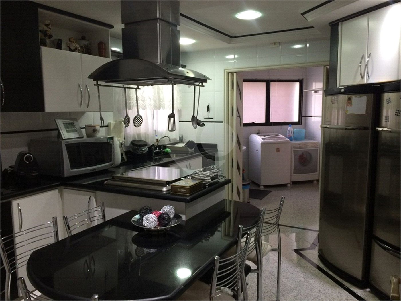Apartamento na Saúde 126m² 3 dorm/3vagas Aceita permuta por imóvel na praia