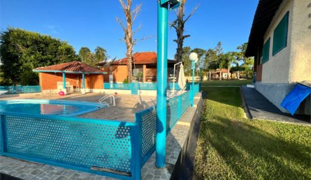 Chácara à venda com 6 quartos, sendo 1 suíte,  em Cercadinho, Alambari, SP