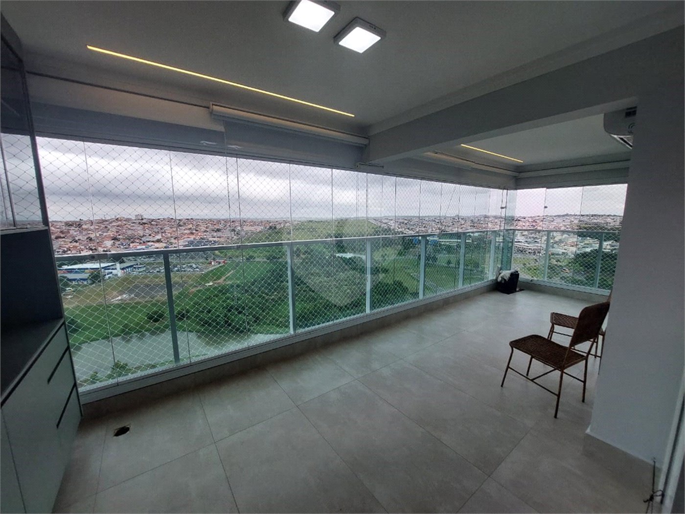 Apartamento à venda com 3 suítes em Bairro Pau Preto, Indaiatuba, SP