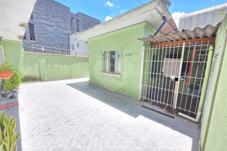 Casa à venda com 3 quartos, sendo 1 suíte,  em Ferreira, São Paulo, SP