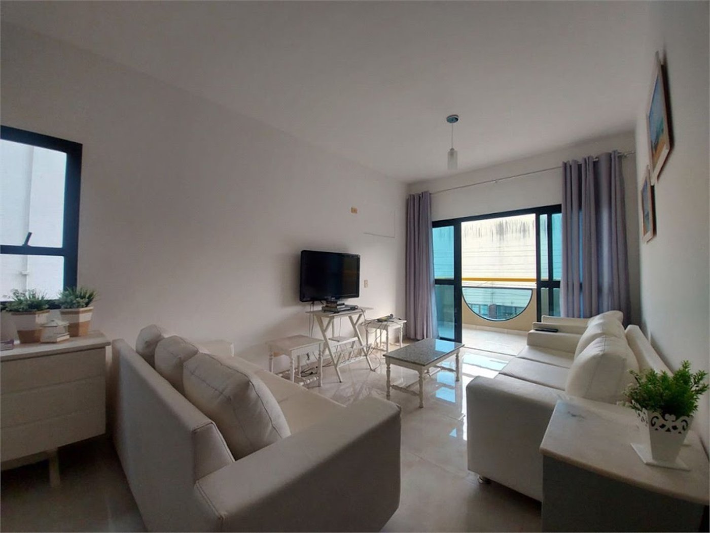 Apartamento Residencial à venda, Enseada, Guarujá - AP0900.