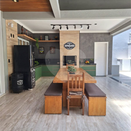 Casa à venda com 4 quartos, sendo 2 suítes, no condomínio Residencial Terras de Vinhedo, Vinhedo - SP