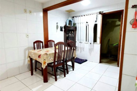 Casa à venda com 3 quartos, sendo 2 suítes, em Tijuca, Rio de Janeiro, RJ