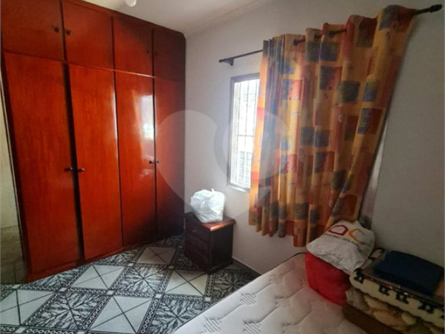 Casa à venda com 5 quartos, sendo 2 suítes,  em Parque Novo Mundo, São Paulo, SP