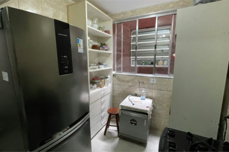 Sobrado à venda com 3 quartos em Jardim Laila, Embu das Artes, SP