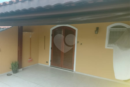 Casa à venda com 3 suítes no condomínio Vila Maria, São Paulo - SP