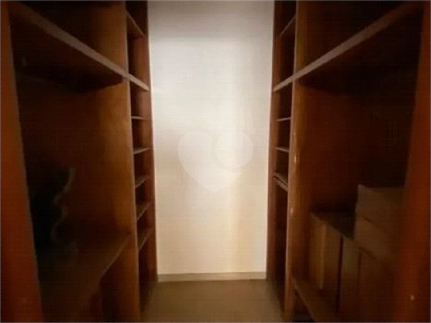 Sobrado à venda ou para alugar com 5 quartos, sendo 3 suítes, em Santana, São Paulo, SP