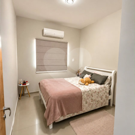 Casa à venda com 2 quartos, sendo 1 suíte, no condomínio Residencial Green Ville, Rio de Janeiro - RJ