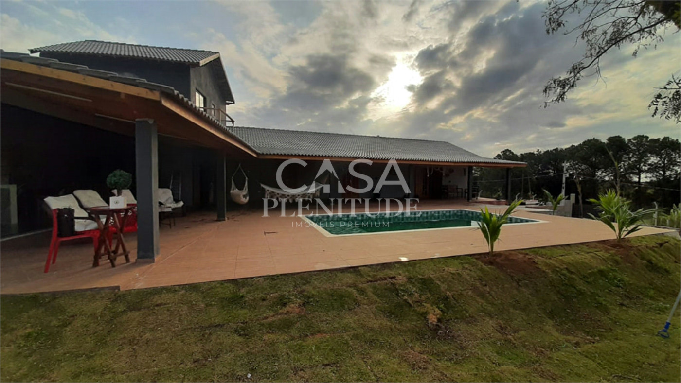 Chácara à venda com 4 suítes em Vila Nova Era (bacaetava), Iperó, SP
