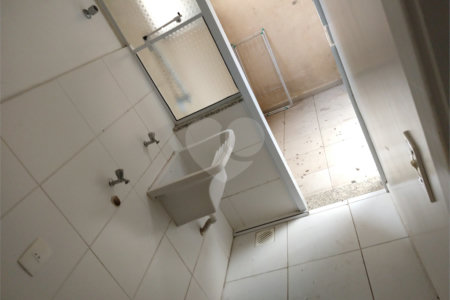 Casa à venda com 2 suítes no condomínio Olido, Atibaia - SP