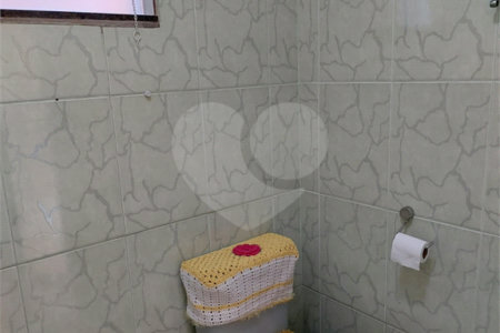 Sobrado à venda com 2 quartos, sendo 1 suíte, em Jardim Luciana, Itaquaquecetuba, SP