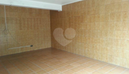 Sobrado à venda com 3 quartos, sendo 1 suíte,  em Vila Galvão, Guarulhos, SP