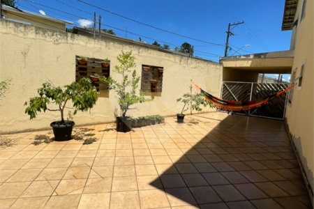 Casa à venda com 3 quartos, sendo 1 suíte, no condomínio Jardim Europa, Mogi das Cruzes - SP