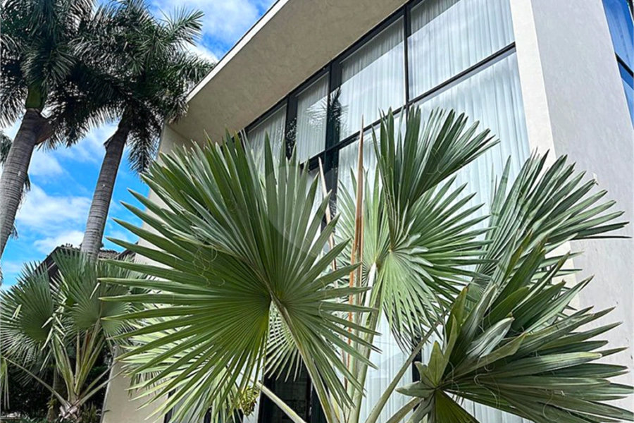 Casa à venda com 5 suítes no condomínio Tamboré II, Santana de Parnaíba - SP