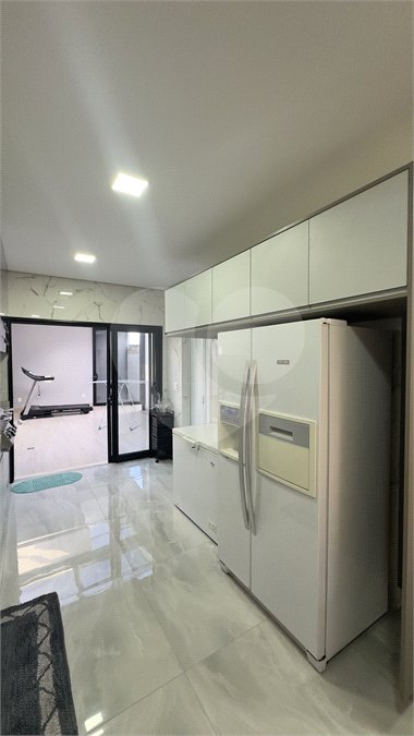 Casa à venda com 3 quartos, sendo 1 suíte, no condomínio Jardim Residencial Dona Maria José, Indaiatuba - SP