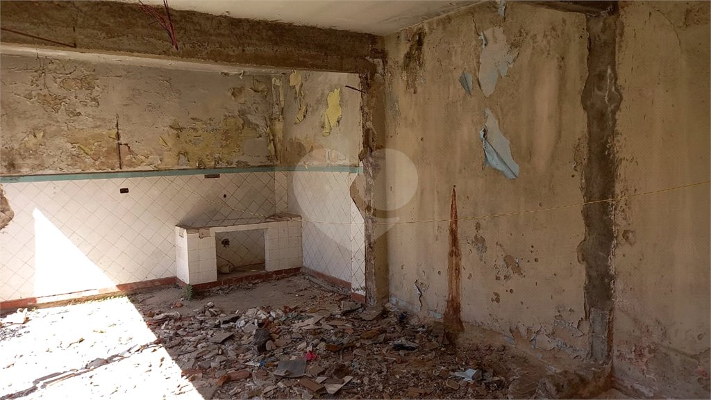 Terreno à venda com 8 quartos, sendo 2 suítes, em Santana, São Paulo, SP
