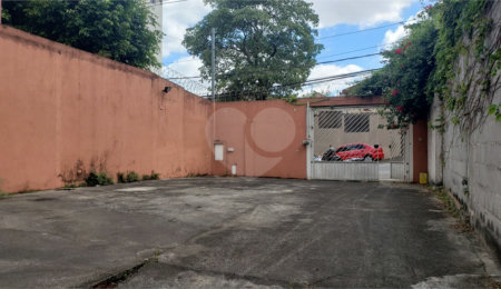Sobrado à venda ou para alugar com 4 quartos em Brooklin Velho, São Paulo, SP