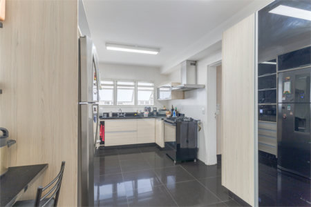 Apartamento à venda com 4 suítes em Alto da Boa Vista, São Paulo, SP