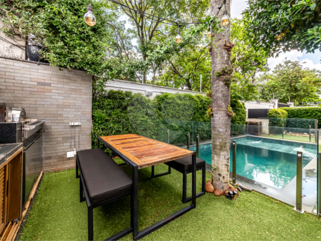 Casa à venda com 4 suítes no condomínio New Port Village, São Paulo - SP