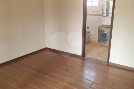 Casa à venda com 3 quartos, sendo 1 suíte, em Jardim Nova São João, São João da Boa Vista, SP
