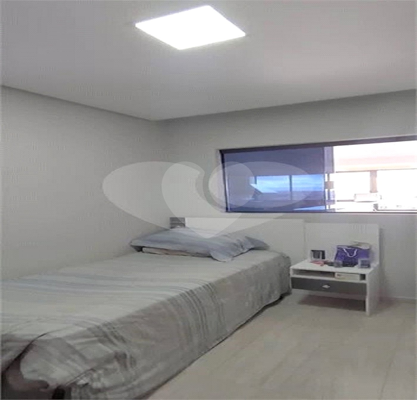 Casa à venda com 4 quartos, sendo 2 suítes, no condomínio Horto Florestal Villagio, Sorocaba - SP