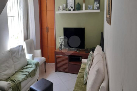 Casa à venda com 2 quartos no condomínio Classic Residence, São Paulo - SP