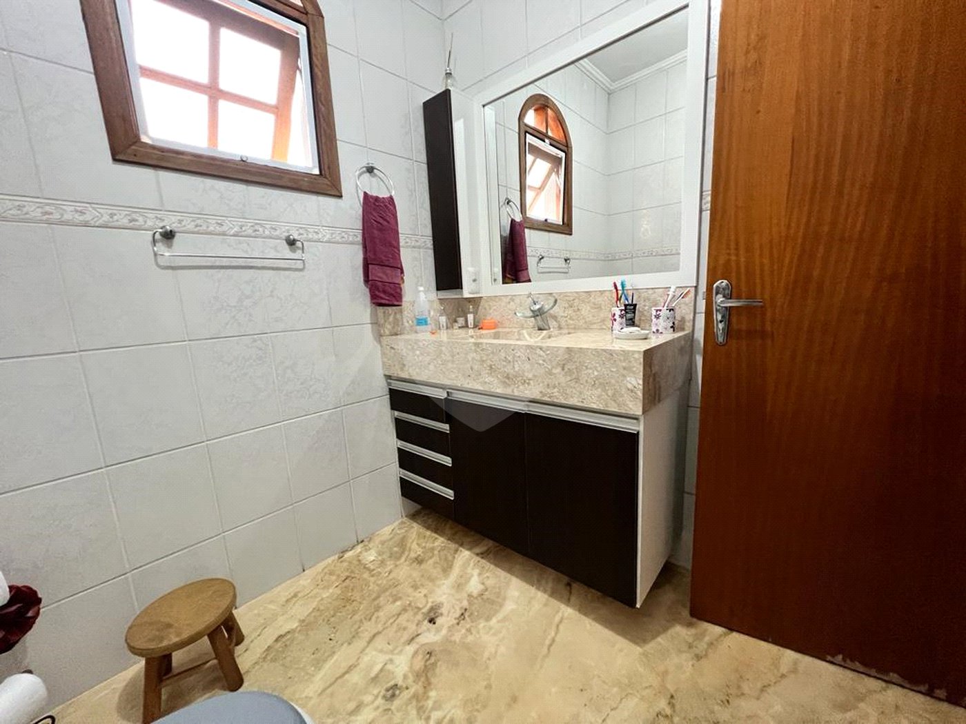 Casa à venda com 3 quartos, sendo 1 suíte,  no condomínio Ibiti do Paço, Sorocaba - SP