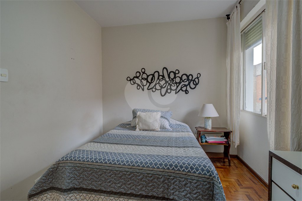 Casa à venda ou para alugar com 4 quartos, sendo 2 suítes, em Ibirapuera, São Paulo, SP