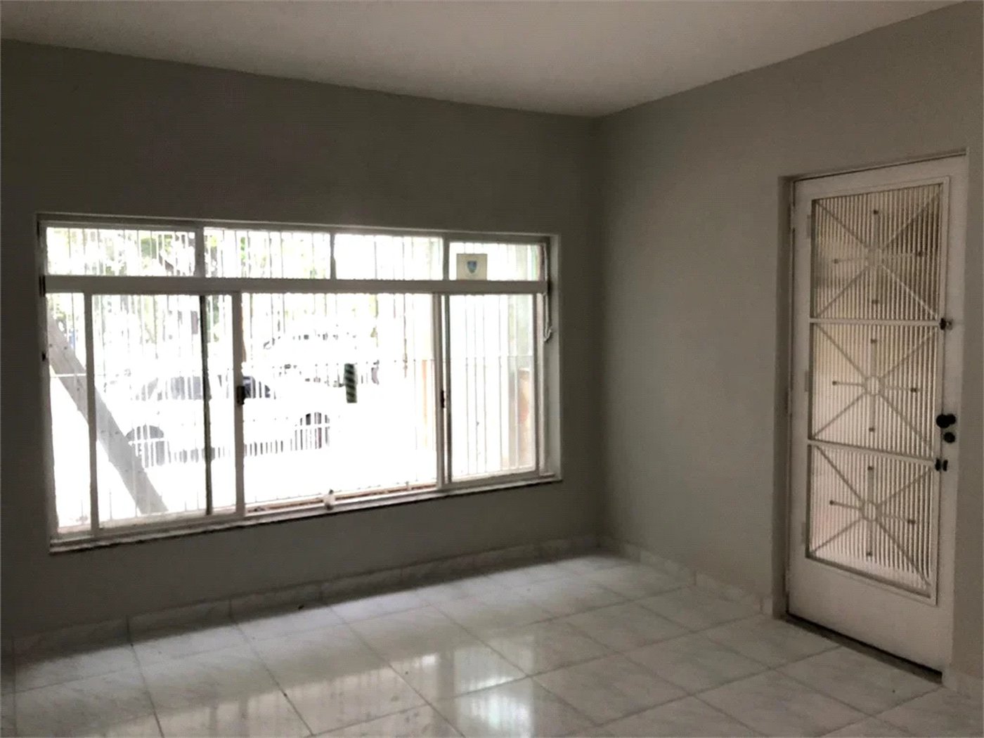 Sobrado à venda com 3 quartos em Jardim Humaitá, São Paulo, SP
