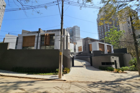 Casa à venda com 4 suítes no condomínio Cube Cidade Jardim, São Paulo - SP