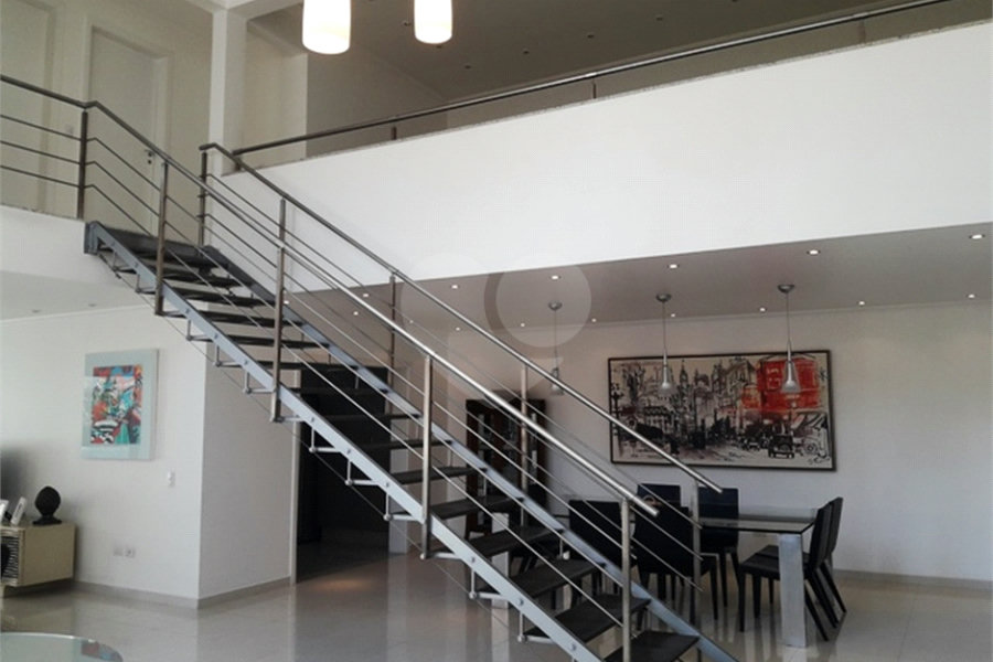 Casa à venda com 4 quartos, sendo 3 suítes, em Santana, São Paulo, SP
