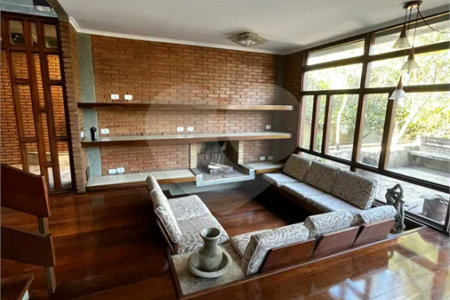 Sobrado à venda com 3 quartos, sendo 1 suíte, em Rolinópolis, São Paulo, SP