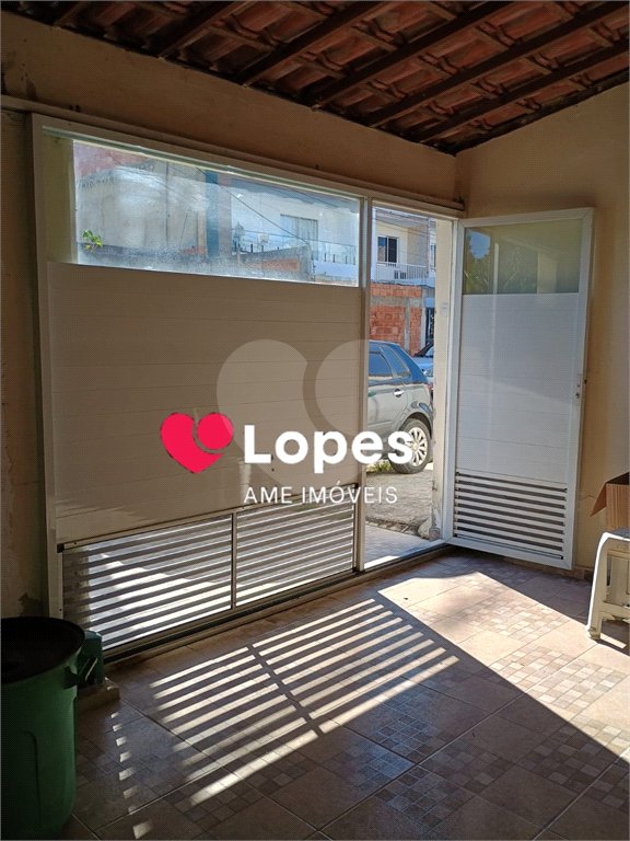 Casa à venda com 2 quartos, sendo 1 suíte, no condomínio Residencial 400, Rio de Janeiro - RJ