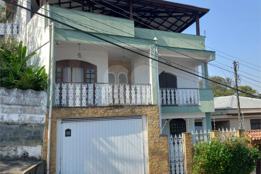 Sobrado à venda com 3 quartos, sendo 1 suíte, em Horto, São Paulo, SP